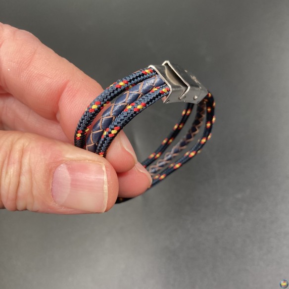 Pulsera combinación cordón naútico y cuero